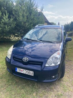 toyota corolla verso - 2
