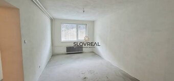 SLOVREAL - Predaj 2-izbového bytu v Handlovej - 2