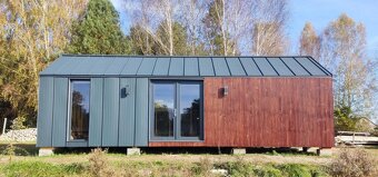 IHNEĎ K ODBERU Celoročný mobilný - Modulový dom 9,5x3,5m - 2