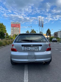 Honda Civic 7g Hatchback - 2