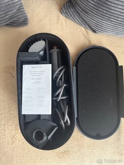 Dyson airwrap - 2