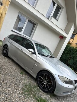 BMW E91 330d 2006 - 2