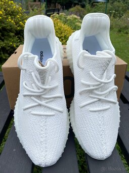 Adidas Yeezy Boost 350 V2 – Triple White - 2