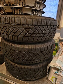Zimne pneu +disky 185/60r15 - 2