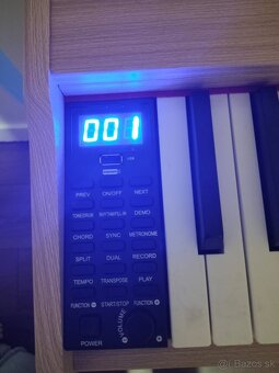 Klavír elektrické klávesy - 2