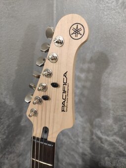 Yamaha Pacifica 311H Vintage White Elektrická gitara - 2