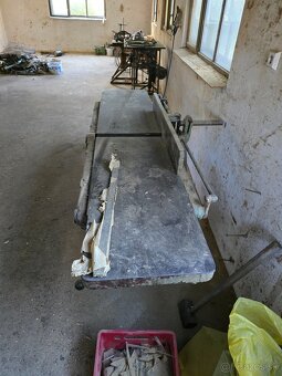 zrovnávačka - hoblovačka, celoliatinový model - 2