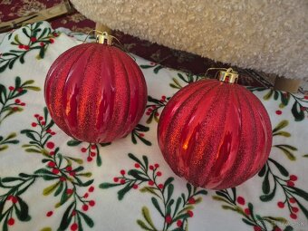 XL vianočné gule priemer 15cm,cena je za 2kusy,iba os. odber - 2