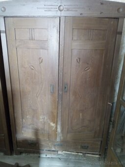 Predám starý nábytok - 2