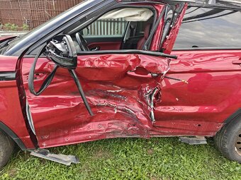 Range Rover Evoque 2,2 Havarovany - 2