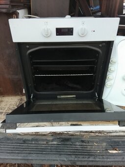 Darujem za symbolické sumy - 2