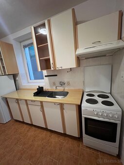 Kuchynská linka - 2