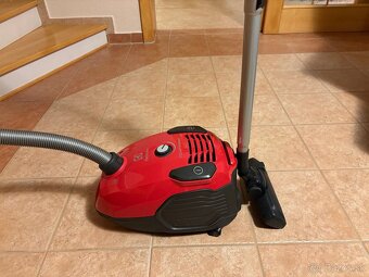 Predám nepoužitý vysávač Electrolux - 2