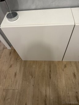 IKEA Besta 4kusy - 2