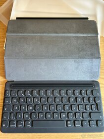 iPad pro 10,5 smart klávesnica - 2