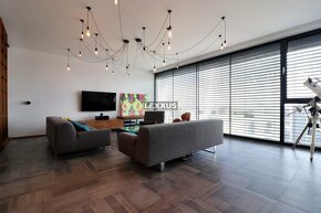 | Luxusný 3 izbový byt - dizajnový projekt CUBES - garáž - 2