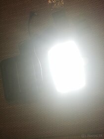 LED svetlo - reflektor PIR pohybový senzor - 2