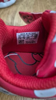 Nosene adidas disney vel 24 - 2