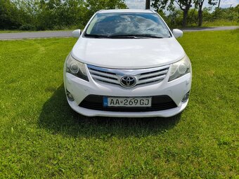 Toyota Avensis 2.2 D-CAT - 2