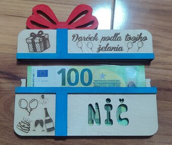 Drevená darčeková karta na peniaze v tvare darčeka NIČ - 2