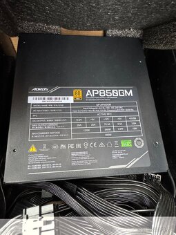 Predám zdroj do PC GIGABYTE AORUS P850W 80+ GOLD Modular - 2