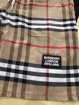Burberry čierna krátka súprava - 2