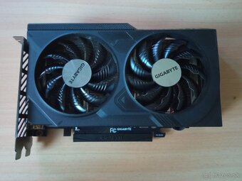 (rezervované) Predám GIGABYTE RTX 4060 WINDFORCE OC 8GB - 2