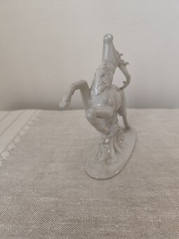 Schaubach jeleň porcelánová soška - 2