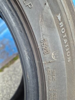 Zimné GripMax SureGrip Pro 235/50 R17 100V - 2