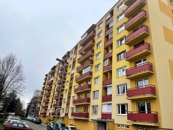Lukratívny 3,5i byt -balkón a lodžia v centre Brezna -82 m2 - 2