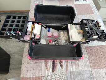 Kufrík na gélové nechty - 2