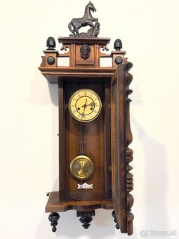 Nastene starožitne hodiny - 2