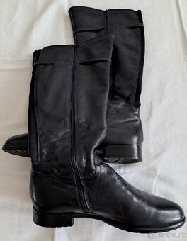 Tmavomodré kožené čižmy Baťa č. 42 - 2