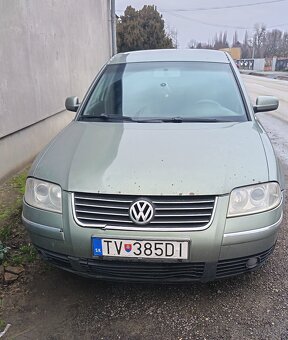Volkswagen Passat - 2