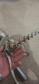 Mlyncek na klobasy - 2