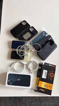 Predam iPhone 13 128gb - 2