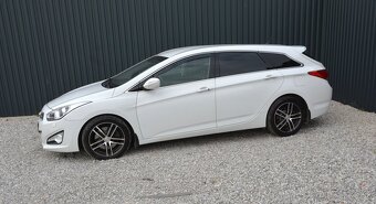 Hyundai i40 CW 1.7 CRDi, SR voz, Automat - 2