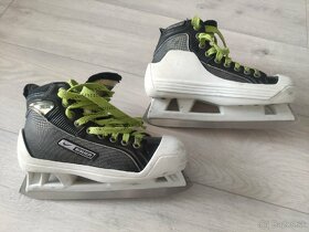 Predám brankárske hokejové korčule Nike Bauer veľ. Eur 36,5 - 2