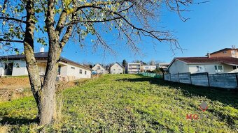Na predaj stavebný pozemok v obci Skačany 1382 m2 - 2