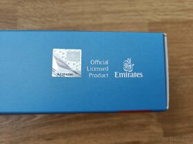 Model Boeing 777-300er Emirates new livery - 2