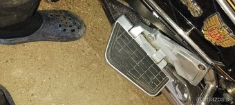 Original zadne naslapy na Honda Goldwing gl1200 aspen,inters - 2