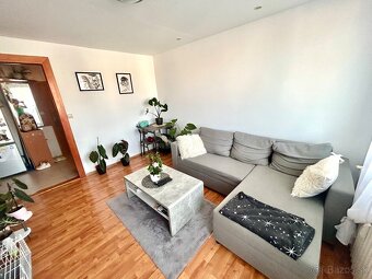 Na predaj menší 2 izb byt, 2x Loggia, Dubnica nad Váhom - 2
