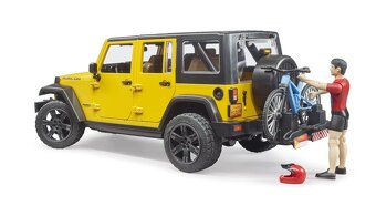 Bruder Jeep Wrangler Rubicon s cyklistom - 2