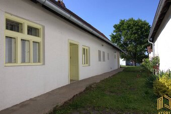 PREDÁME KRÁSNY VIDIECKY DOM PO REKONŠTRUKCII, HLBOKÉ, SENICA - 2