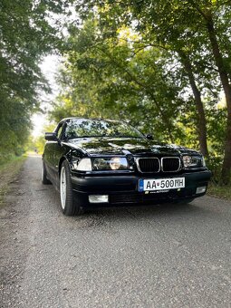 BMW E36 coupe - 2