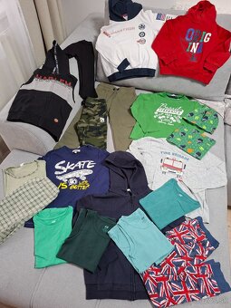 Predám balík oblečenia veľkost 122-128cm chlapec - 2