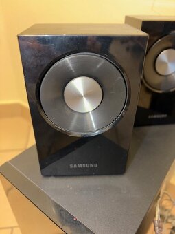 Predám domáce kino Samsung HT-C5530 Blue-ray - 2