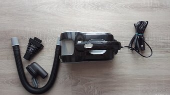 Predám autovysávač - 2