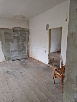 Prenajmem stary dom - 2