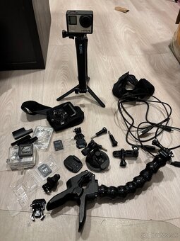 Predám GoPro Hero4 Black + bohaté príslušenstv - 2